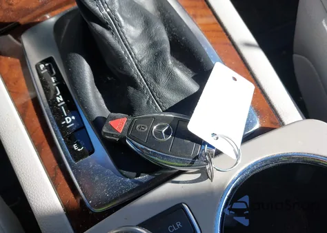 2012 Mercedes-Benz Glk 350 из США, поврежденный, VIN WDCGG5GB0CF764716